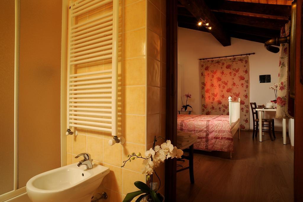 ホテル Maison Lombard ヴェッライエス 部屋 写真