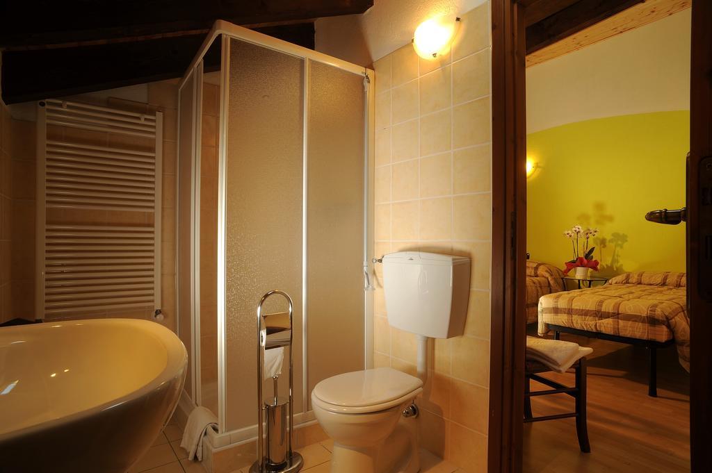 ホテル Maison Lombard ヴェッライエス 部屋 写真