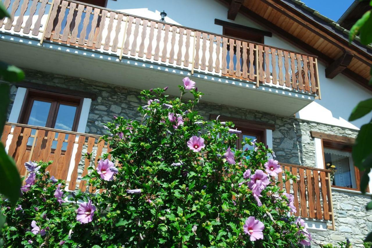 ホテル Maison Lombard ヴェッライエス エクステリア 写真
